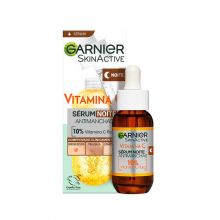 Garnier - *Skin Active* - Nachtserum gegen Pigmentflecken 10 % Vitamin C und Hyaluronsäure