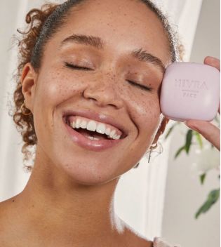 Nivea - Naturally Clean Fester Gesichtsreiniger - Strahlende Haut